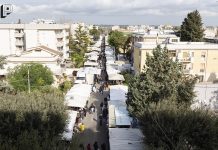“Signora, stai benissimo!” Il mercato settimanale nel rione Peschiera mercato francavilla vista castello