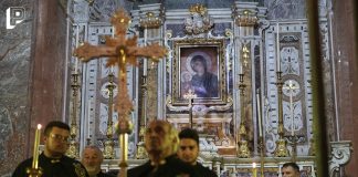 La meraviglia di una freccia che ritorna: la leggenda della Madonna della Fontana icona madonna della fontana francavilla fontana