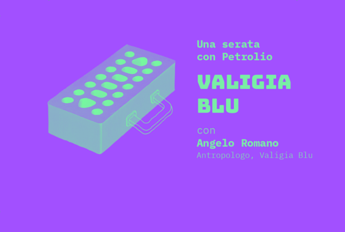 articolo immagine valigia blu